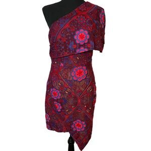 Elliatt off Shoulder Cosmic Optic Lace Floral Dress‎ Asymmetrical Date night NWT